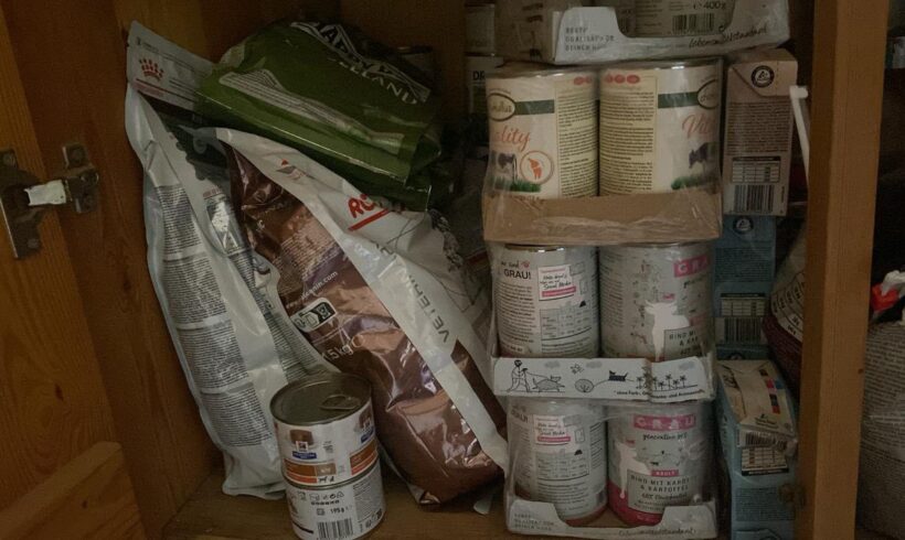 Futterlieferung für Tiere auf Kreta Futterlieferung für Tiere auf Kreta